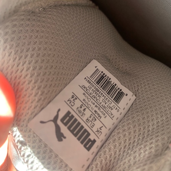 Suede Puma shoes - Picture 4 of 5